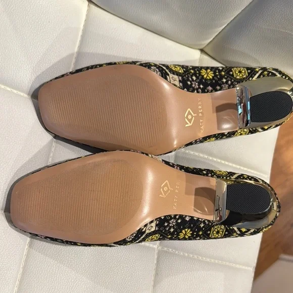 Shoes: Katy Perry Elegant Black and Gold Women’s Heels - Picture 7 of 11